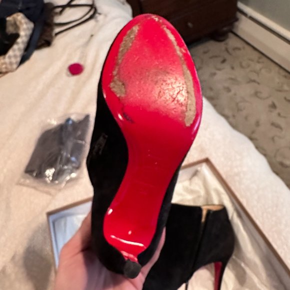 Louboutins- Black Suede- CHIC - Picture 5 of 7